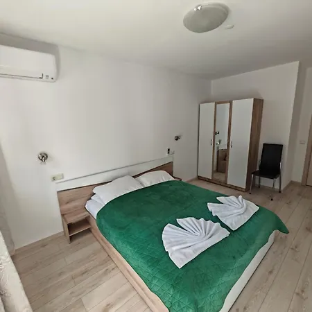 Daire Gondola Lift Bansko